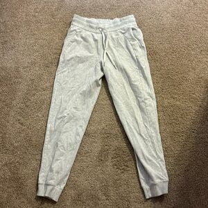 Size 4 Luulemon Scuba Joggers